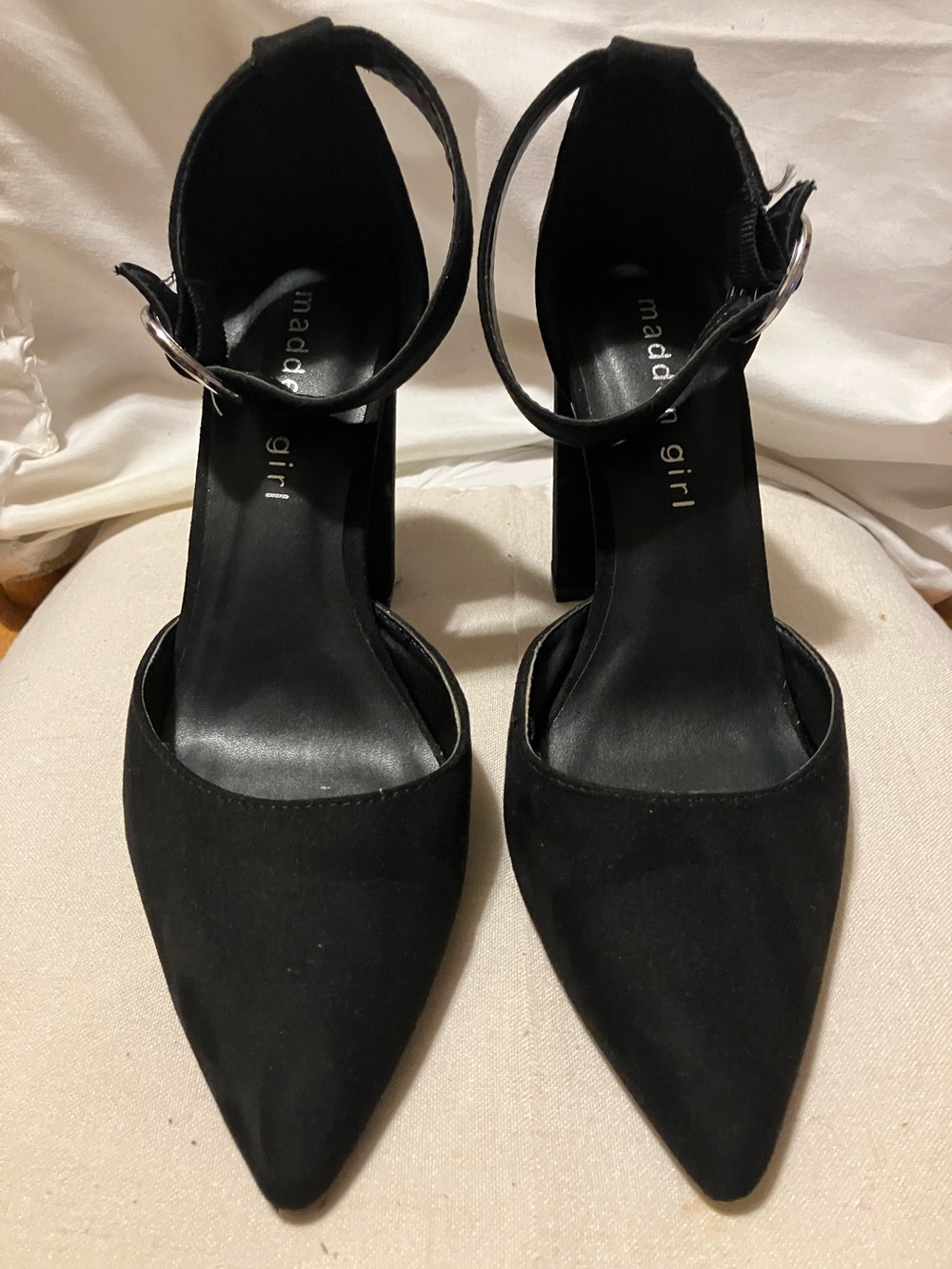 Used, but like new Steve Madden. Sz 6.5 beaux black sued with ankle strap n